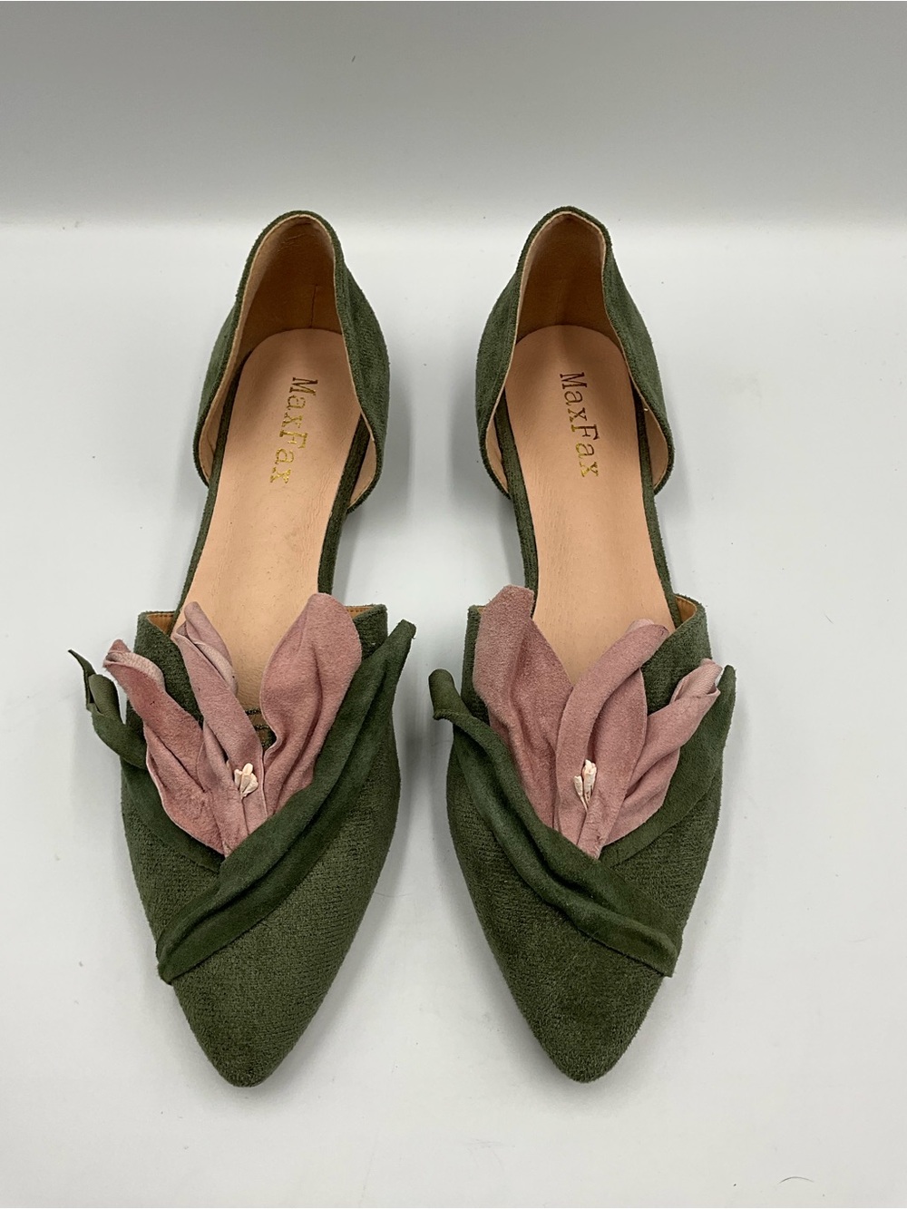 MaxFax Flats Size 7-7.5 Green with Dusty Pink Floral Detail d’Orsay Pointed Toe